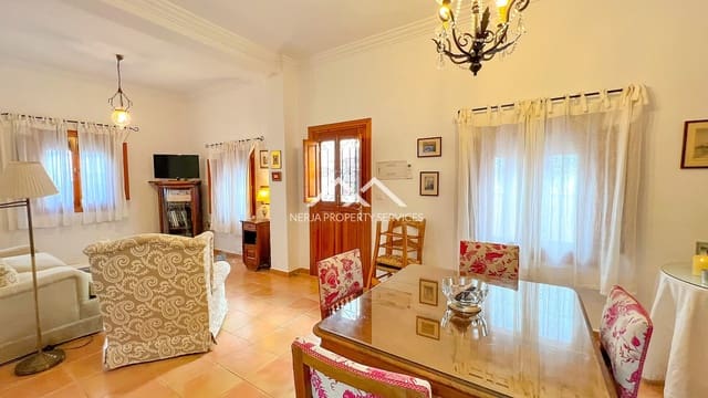 1 soveværelse Lejlighed til leje i Centro, Nerja - € 750 (Ref: 9401747)