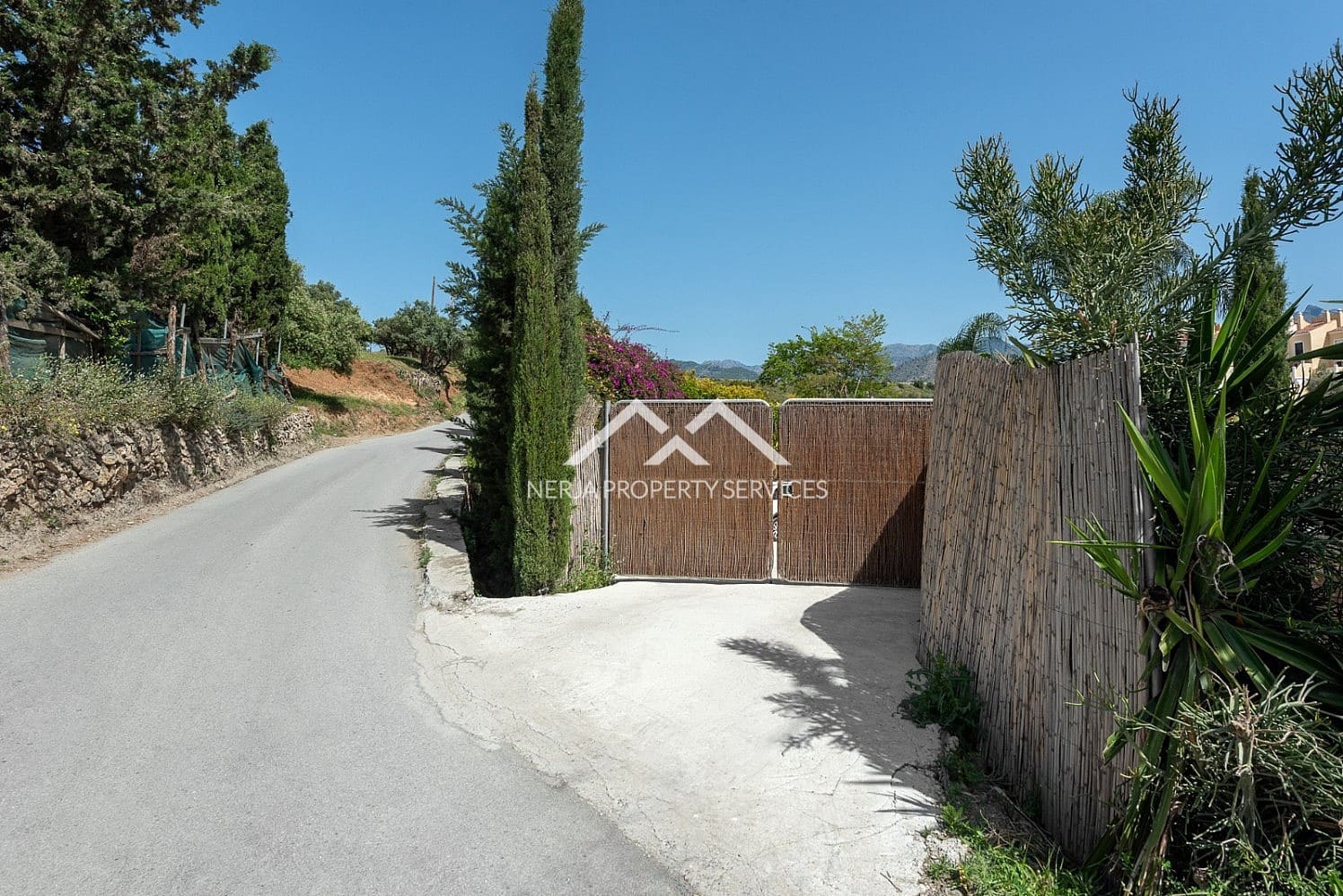 2 soverom Villa til leie i Nerja med svømmebasseng garasje - € 2 200 (Ref: 9404743)