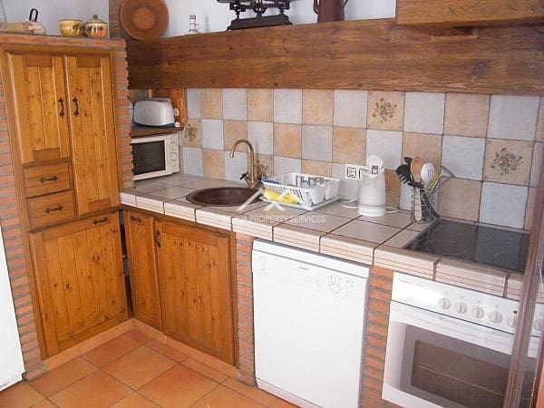 3 makuuhuone Omakotitalo vuokrattavana paikassa Frigiliana mukana uima-altaan 
autotalli - 1 700 € (Ref: 9444492)