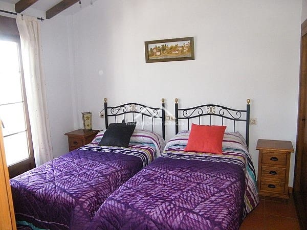 3 makuuhuone Omakotitalo vuokrattavana paikassa Frigiliana mukana uima-altaan 
autotalli - 1 700 € (Ref: 9444492)