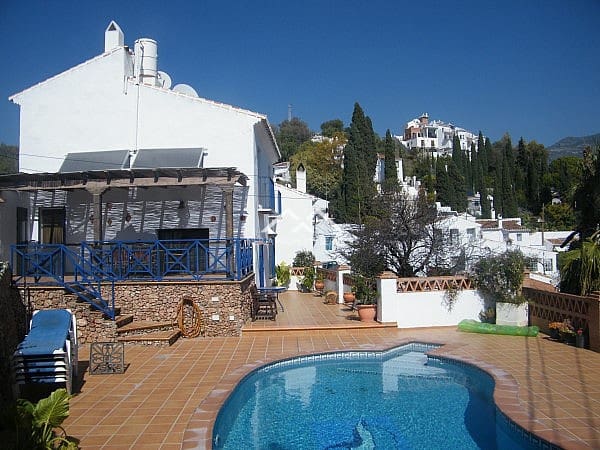 3 quarto Casa em Banda para arrendar em Frigiliana com piscina garagem - 1 700 € (Ref: 9444492)