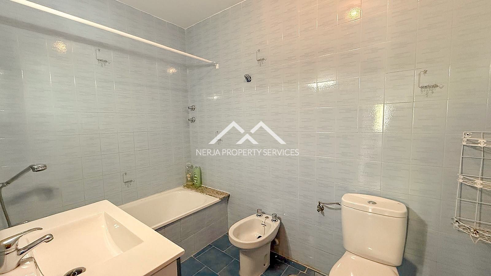 3 bedroom Apartment for rent in Frigiliana - € 1,000 (Ref: 9484075)