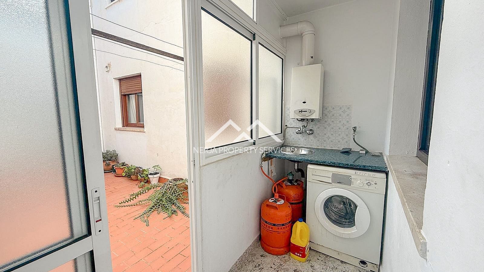 3 bedroom Apartment for rent in Frigiliana - € 1,000 (Ref: 9484075)