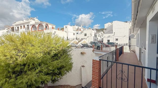 Apartamento de 3 habitaciones en Frigiliana en alquiler - 1.000 € (Ref: 9484075)
