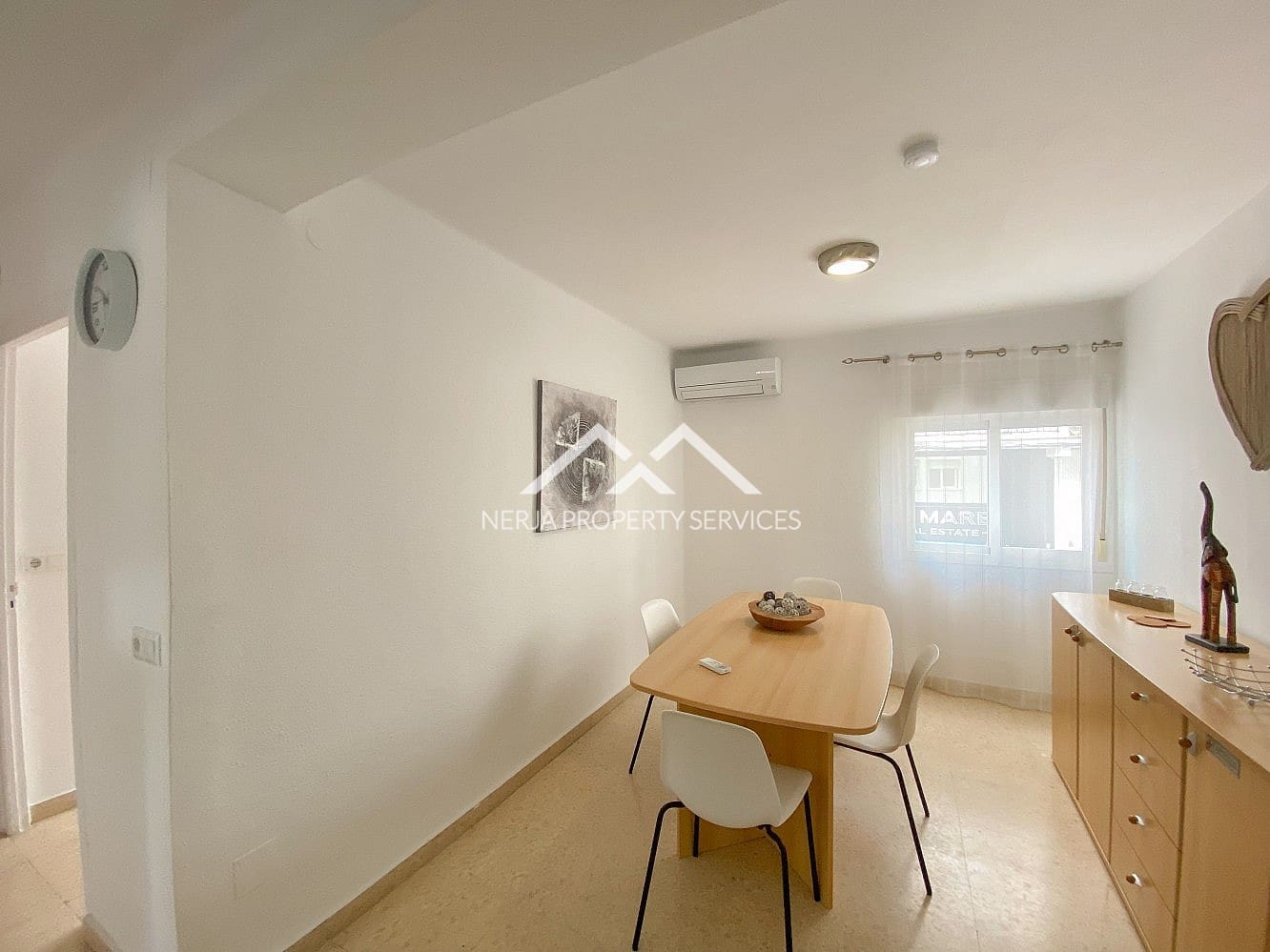 2 soveværelse Lejlighed til leje i Nerja - € 900 (Ref: 9487190)