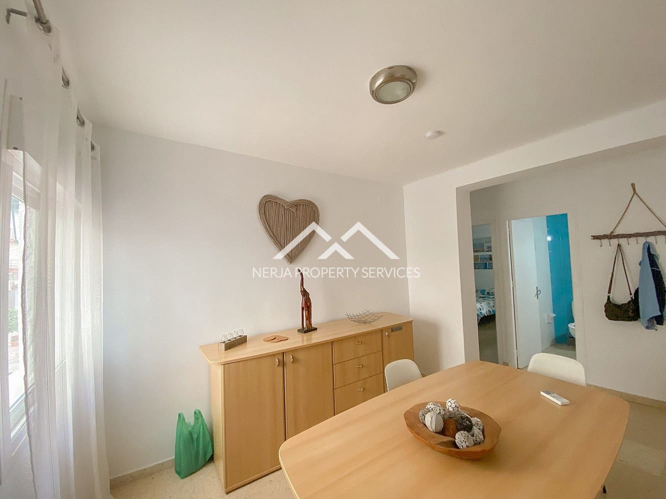 2 soveværelse Lejlighed til leje i Nerja - € 900 (Ref: 9487190)