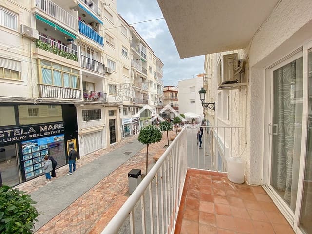 2 soveværelse Lejlighed til leje i Centro, Nerja - € 900 (Ref: 9487190)