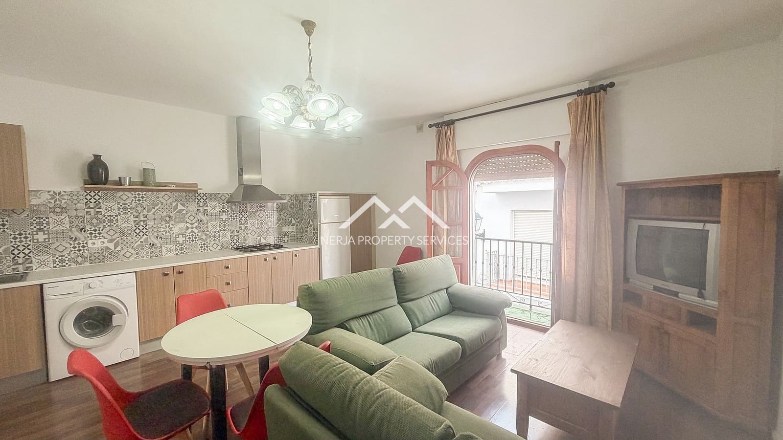 Apartamento de 2 habitaciones en Frigiliana en alquiler - 850 € (Ref: 9504639)