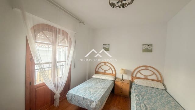 Apartamento de 2 habitaciones en Frigiliana en alquiler - 850 € (Ref: 9504639)