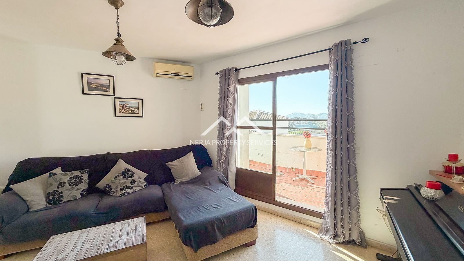 2 bedroom Apartment for sale in Frigiliana with garage - € 249,500 (Ref: 9504640)