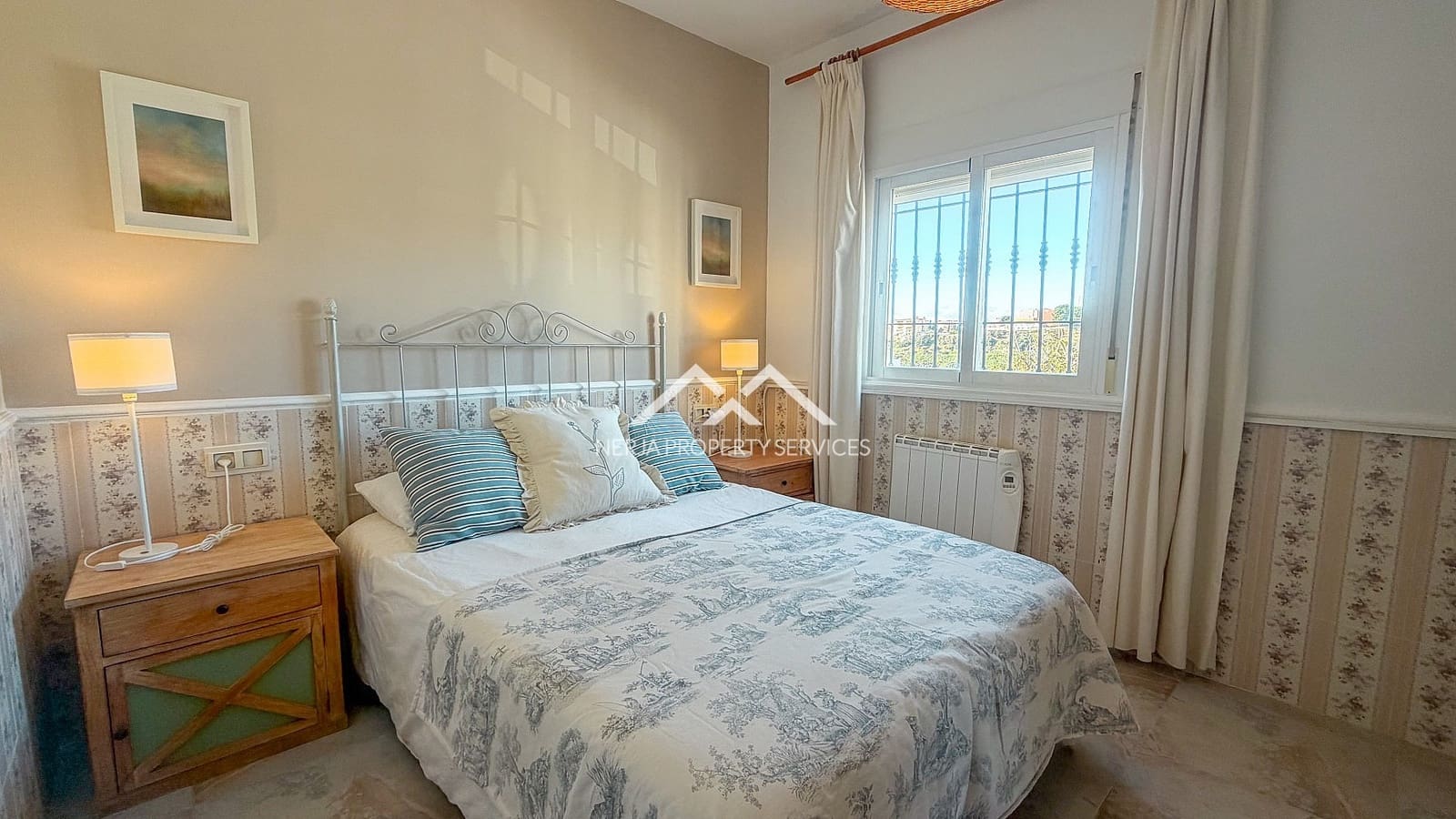 3 soverom Villa til leie i Torrox med svømmebasseng - € 1 700 (Ref: 9524582)