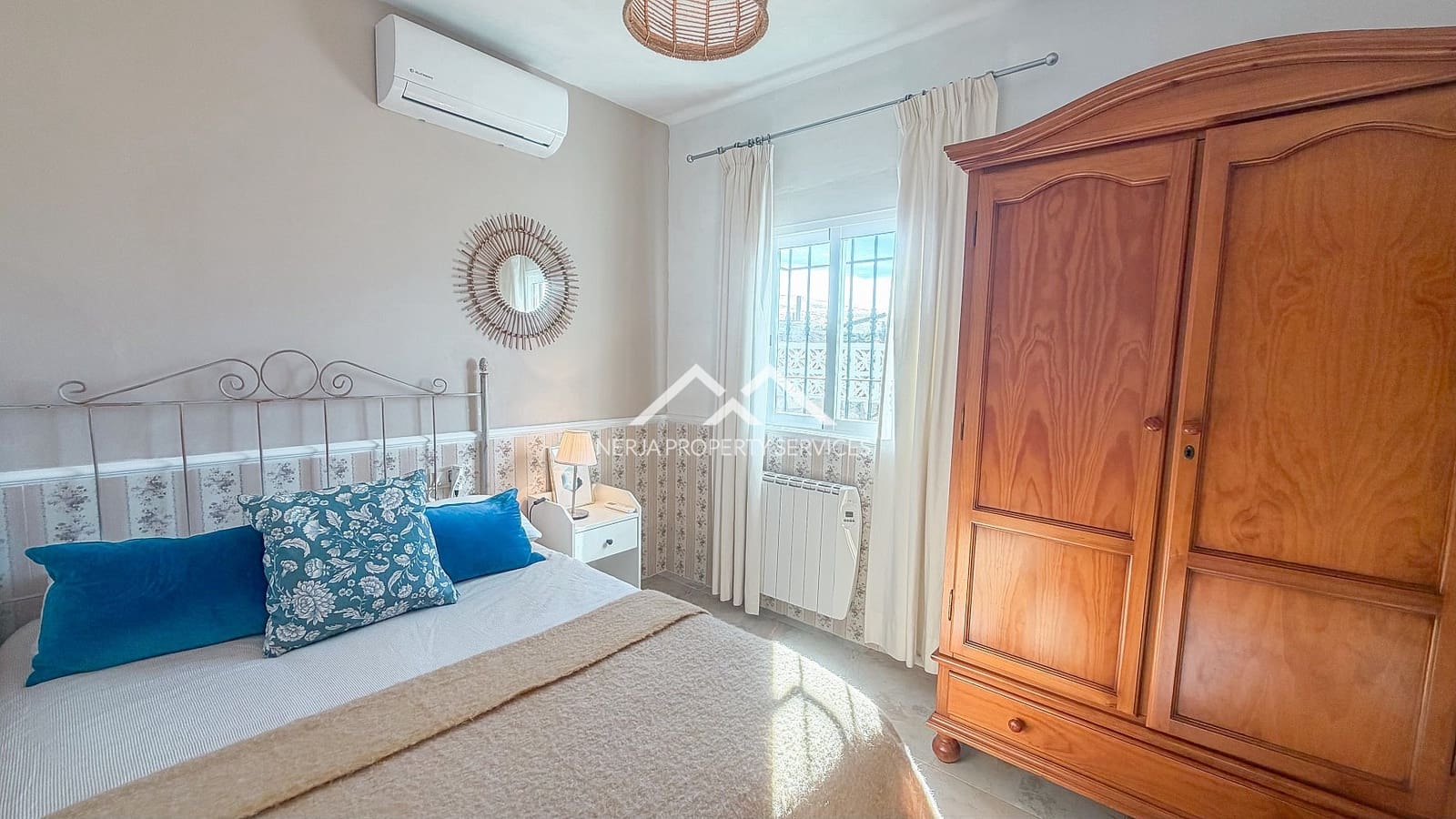 3 soverom Villa til leie i Torrox med svømmebasseng - € 1 700 (Ref: 9524582)