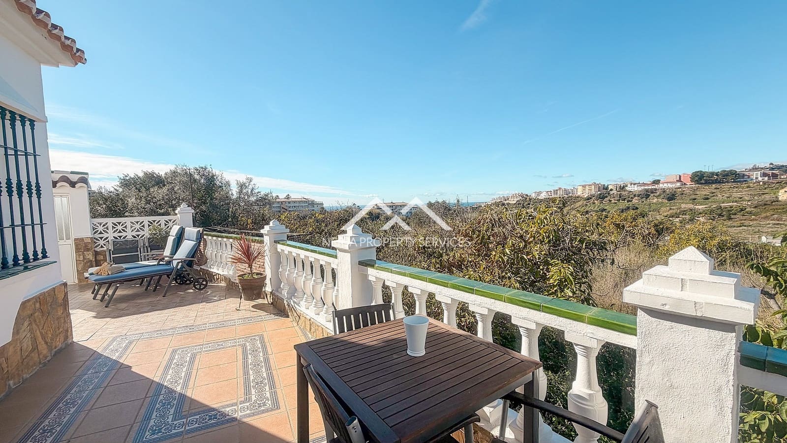 3 soverom Villa til leie i Torrox med svømmebasseng - € 1 700 (Ref: 9524582)