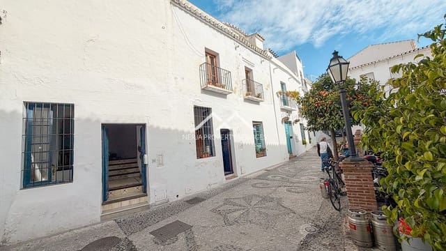 Casa de 2 habitaciones en Frigiliana en venta - 399.000 € (Ref: 9534364)