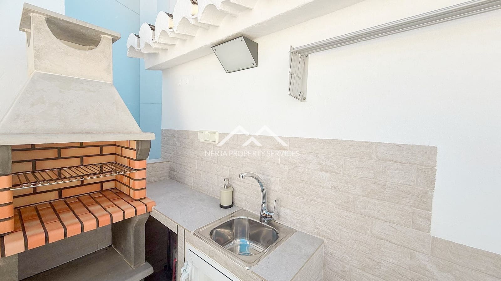 1 quarto Casa em Banda para arrendar em Frigiliana - 750 € (Ref: 9534365)