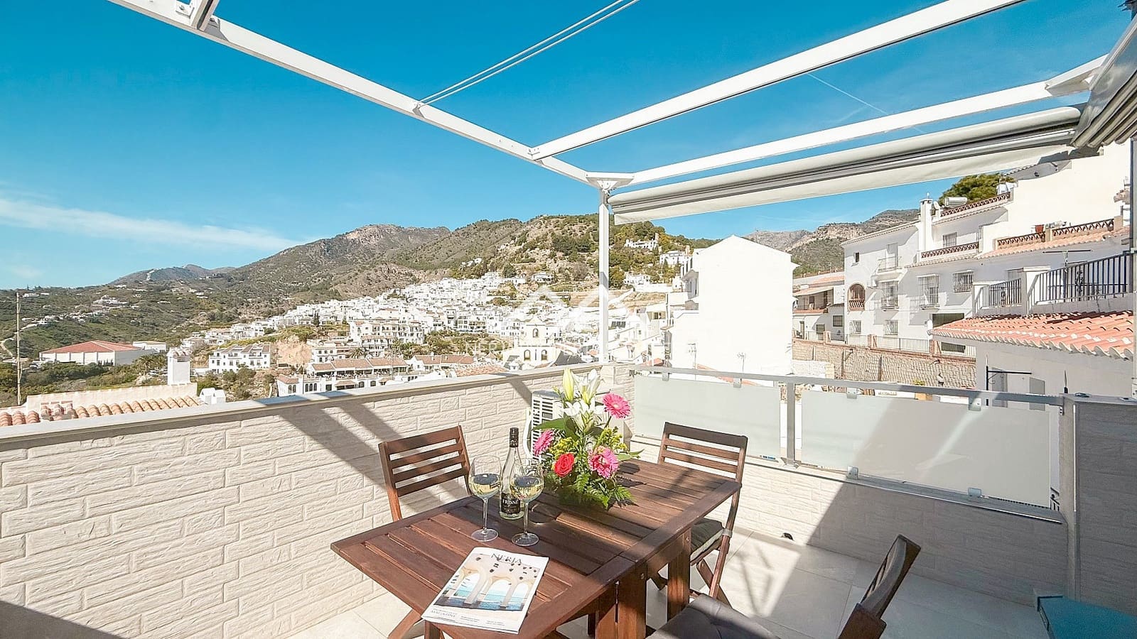 1 quarto Casa em Banda para arrendar em Frigiliana - 750 € (Ref: 9534365)