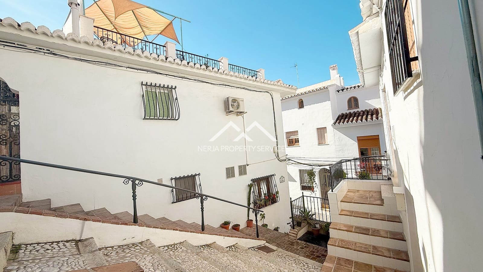 1 quarto Casa em Banda para arrendar em Frigiliana - 750 € (Ref: 9534365)