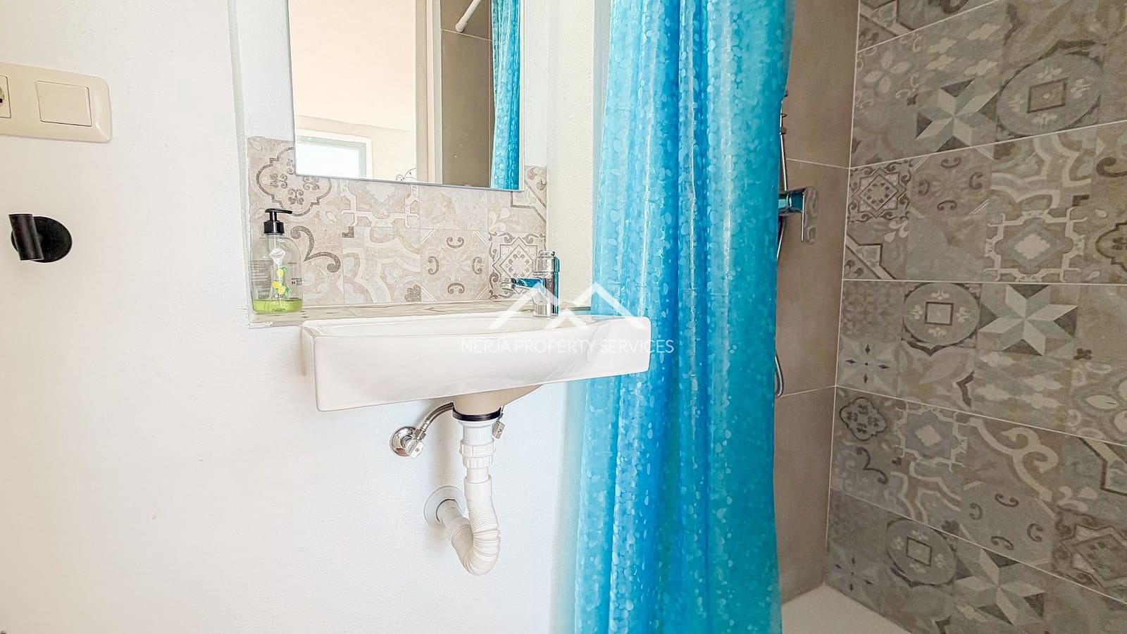 2 quarto Casa em Banda para venda em Frigiliana - 395 000 € (Ref: 9553009)