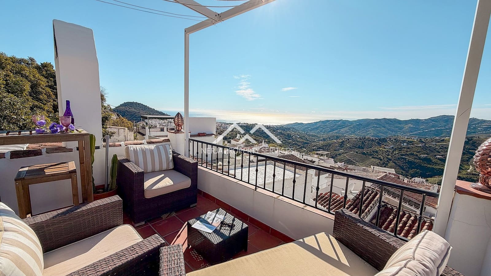 2 quarto Casa em Banda para venda em Frigiliana - 395 000 € (Ref: 9553009)