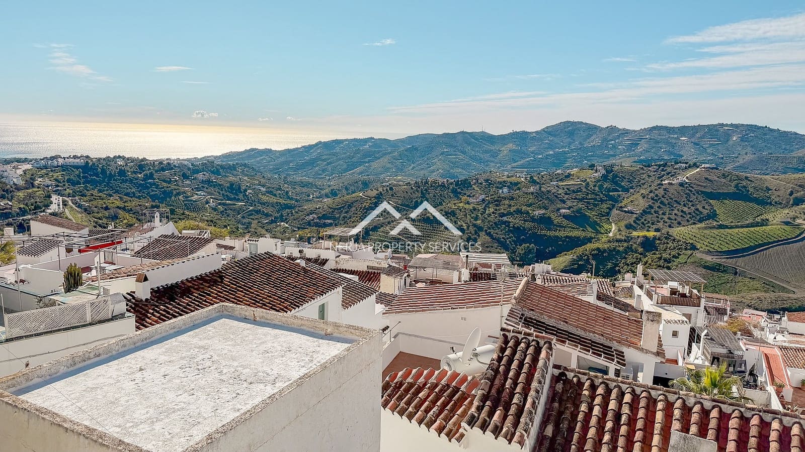 2 quarto Casa em Banda para venda em Frigiliana - 395 000 € (Ref: 9553009)