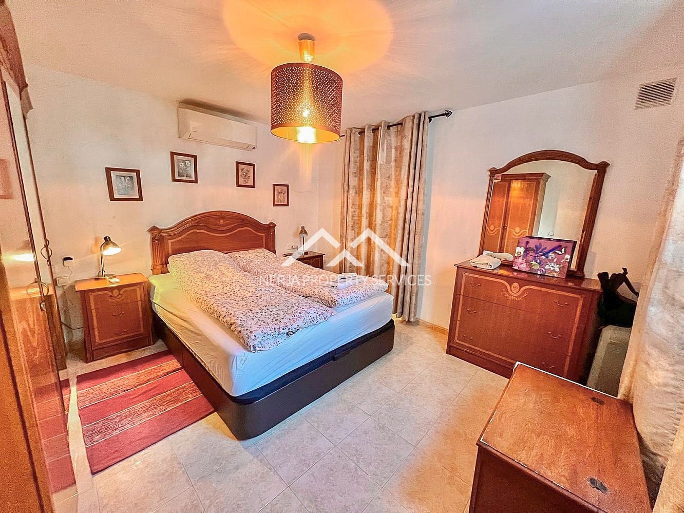 3 sypialnia Finka/Dom wiejski na sprzedaż w Torrox z basenem garażem - 365 000 € (Ref: 9569411)