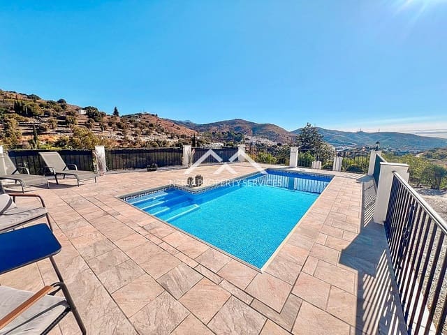 3 sypialnia Finka/Dom wiejski na sprzedaż w Torrox Pueblo, Torrox z basenem garażem - 365 000 € (Ref: 9569411)