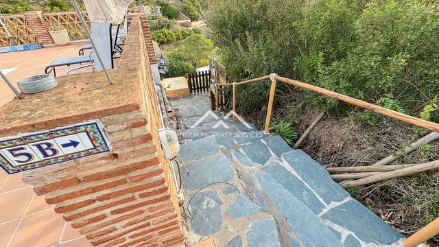 1 bedroom Apartment for rent in Frigiliana with pool garage - € 850 (Ref: 9569927)