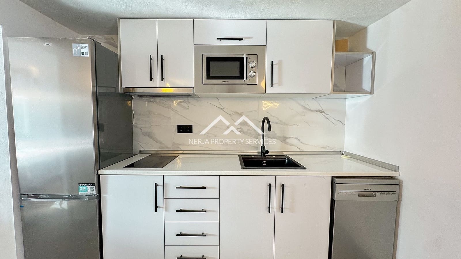 2 bedroom Apartment for rent in Frigiliana with pool garage - € 1,250 (Ref: 9569928)