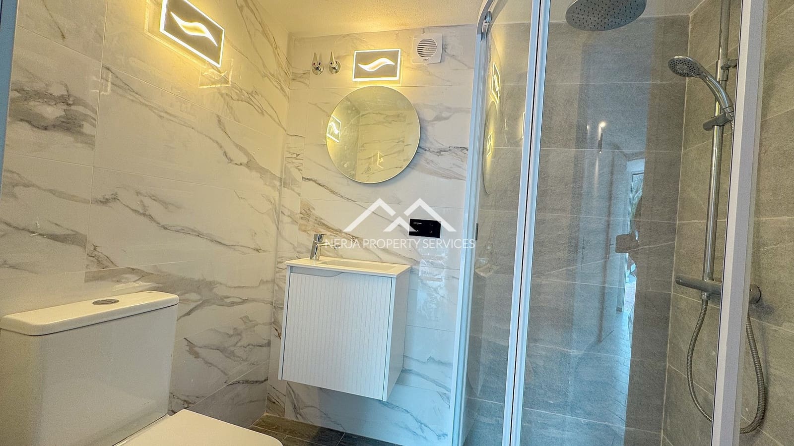 2 bedroom Apartment for rent in Frigiliana with pool garage - € 1,250 (Ref: 9569928)