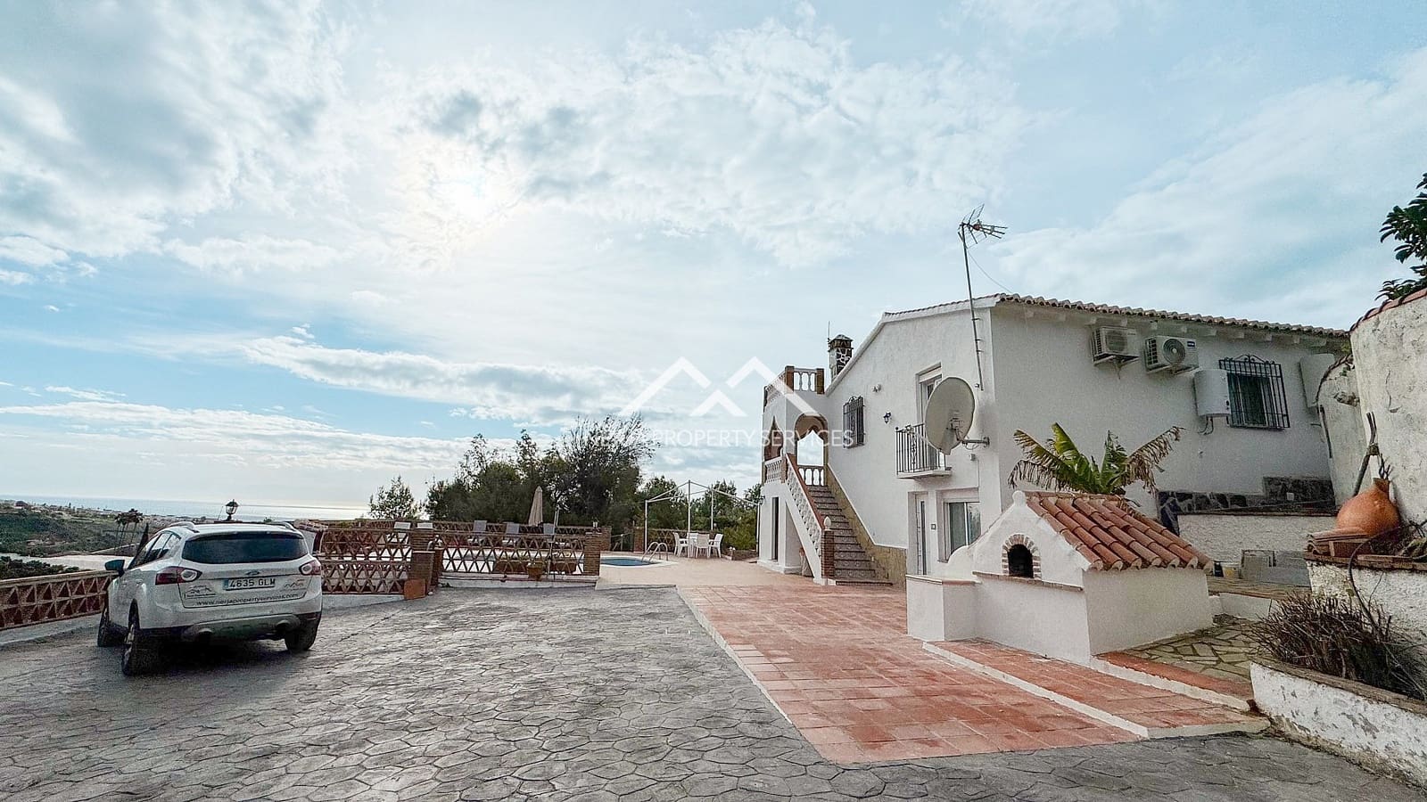 2 bedroom Apartment for rent in Frigiliana with pool garage - € 1,250 (Ref: 9569928)