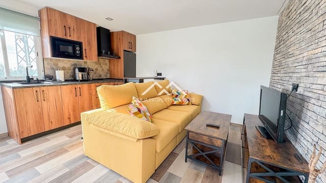 1 bedroom Apartment for rent in Frigiliana with pool garage - € 850 (Ref: 9570057)