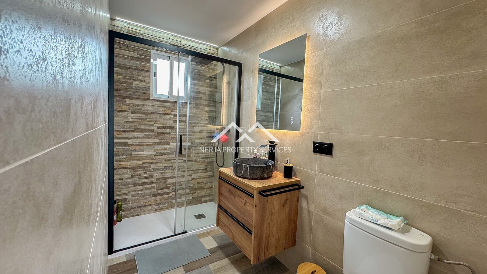 1 bedroom Apartment for rent in Frigiliana with pool garage - € 850 (Ref: 9570057)