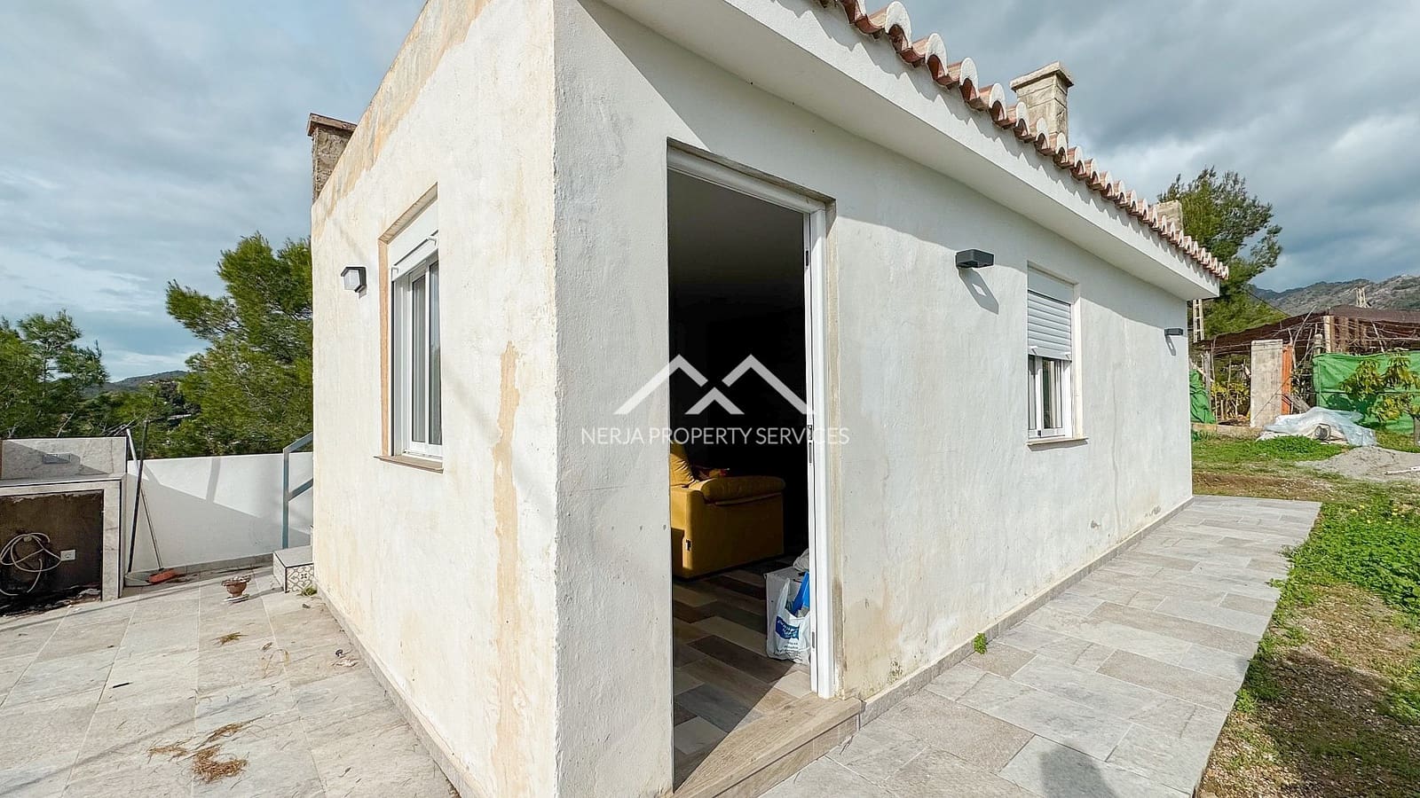 1 bedroom Apartment for rent in Frigiliana with pool garage - € 850 (Ref: 9570057)