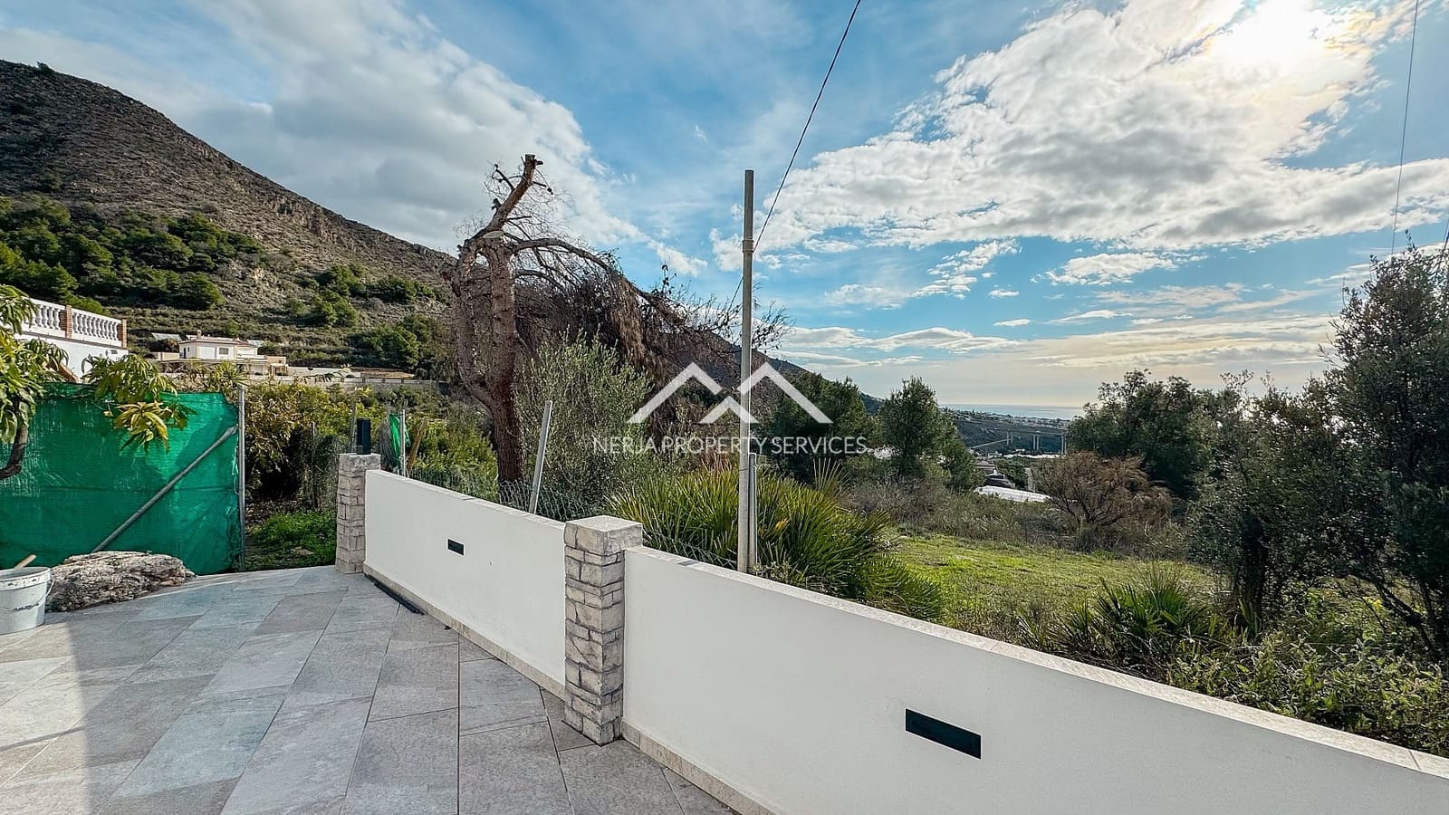 1 bedroom Apartment for rent in Frigiliana with pool garage - € 850 (Ref: 9570057)