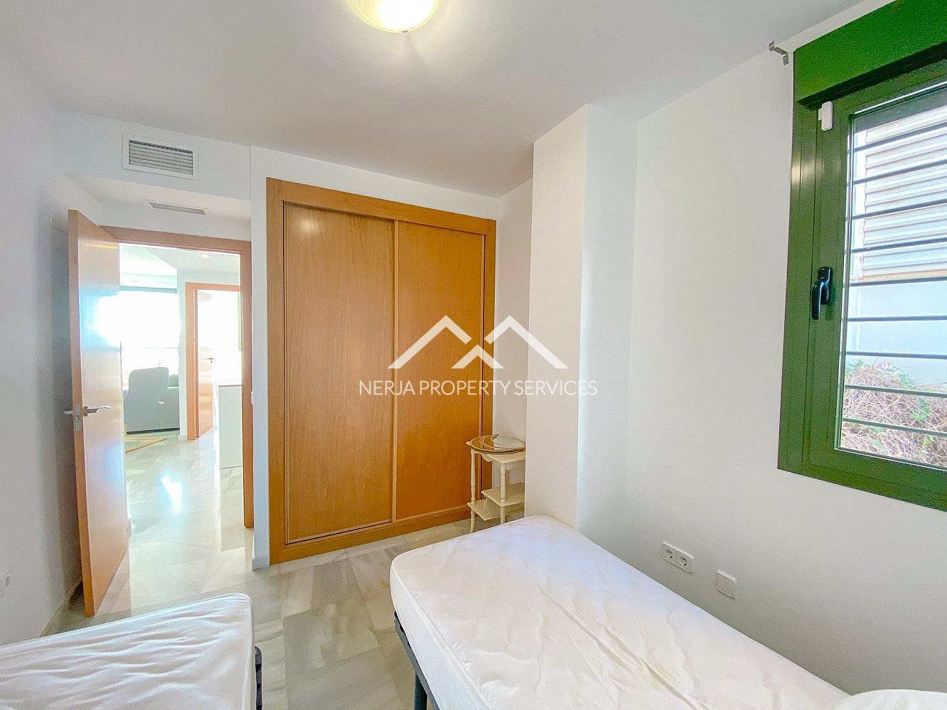 2 makuuhuone Huoneisto myytävänä paikassa Nerja mukana uima-altaan 
autotalli - 325 000 € (Ref: 9579014)