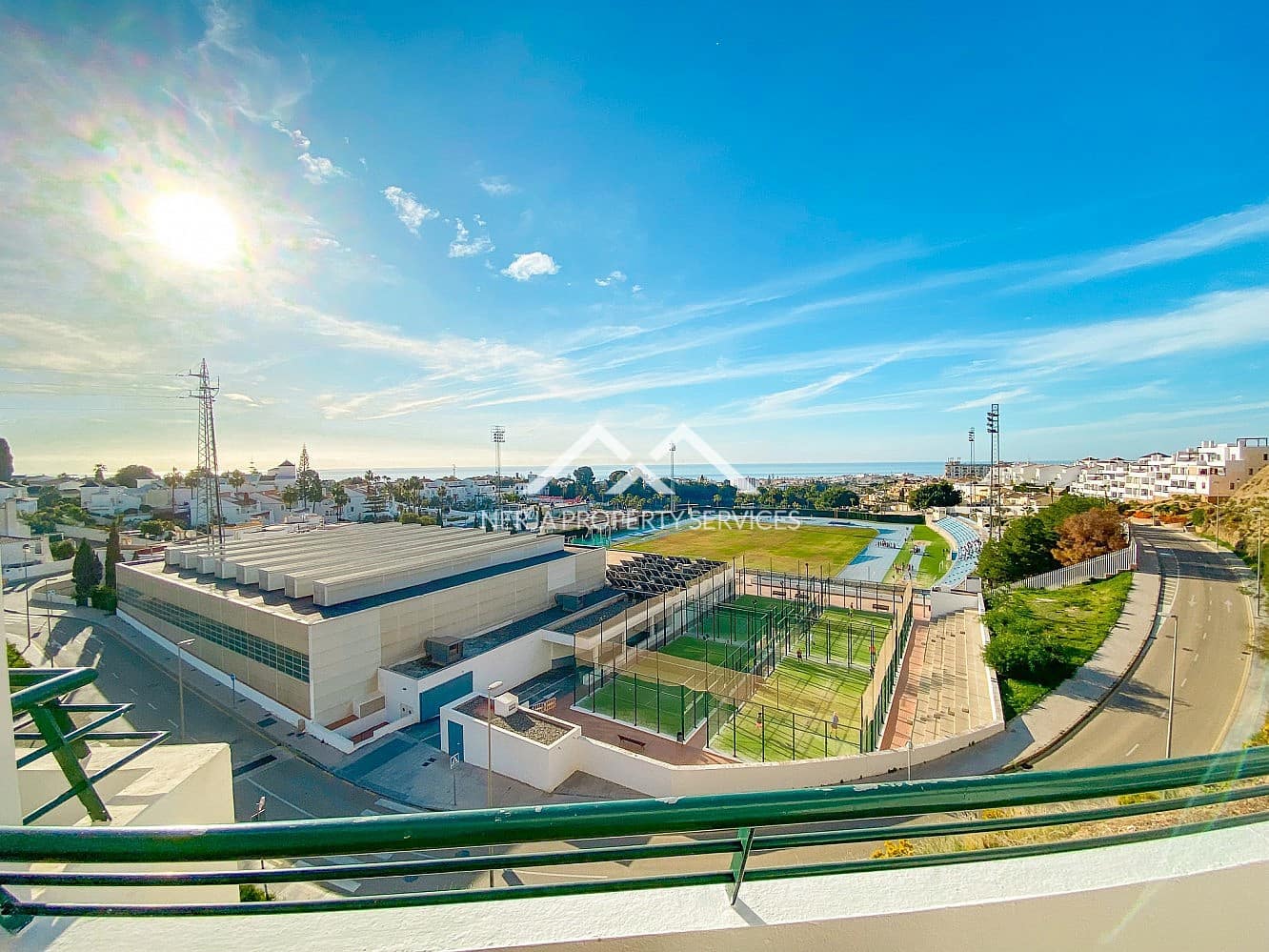 2 makuuhuone Huoneisto myytävänä paikassa Nerja mukana uima-altaan 
autotalli - 325 000 € (Ref: 9579014)