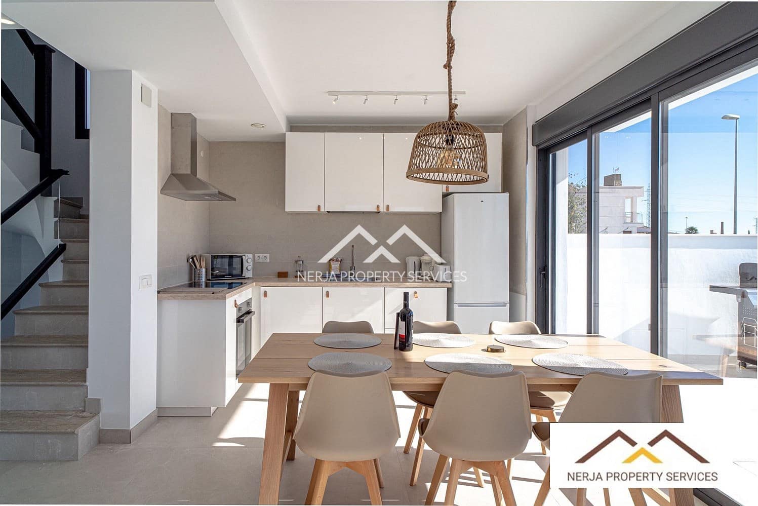 3 sovrum Villa till salu i Nerja med pool garage - 829 000 € (Ref: 9579015)