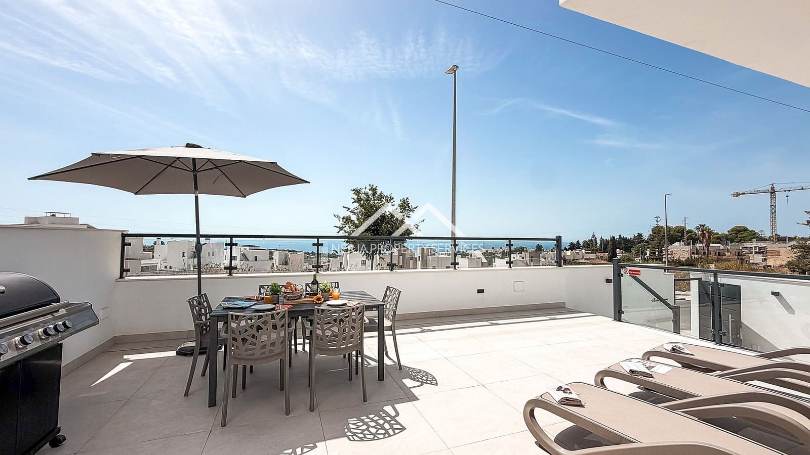 3 bedroom Villa for sale in Nerja with pool garage - € 789,000 (Ref: 9579015)