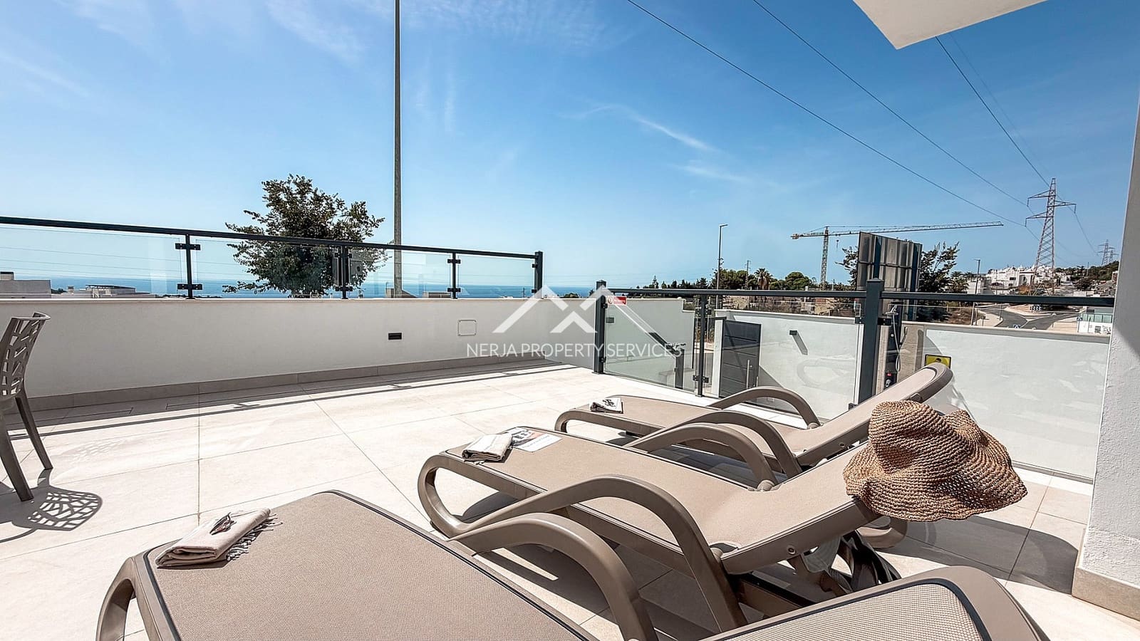 3 bedroom Villa for sale in Nerja with pool garage - € 789,000 (Ref: 9579015)