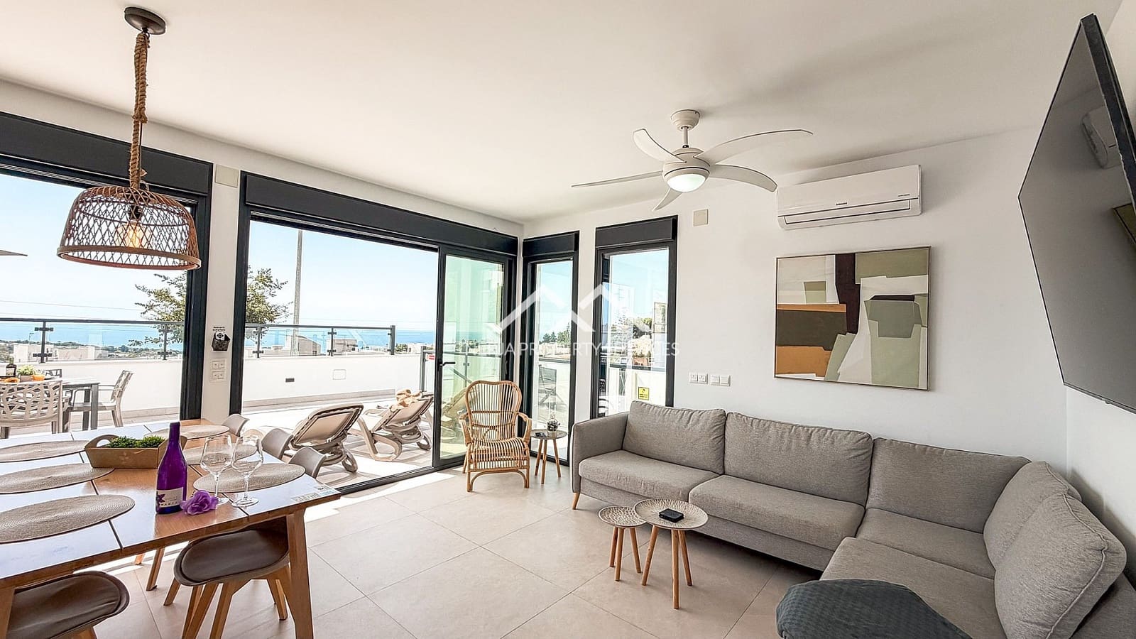 3 bedroom Villa for sale in Nerja with pool garage - € 789,000 (Ref: 9579015)