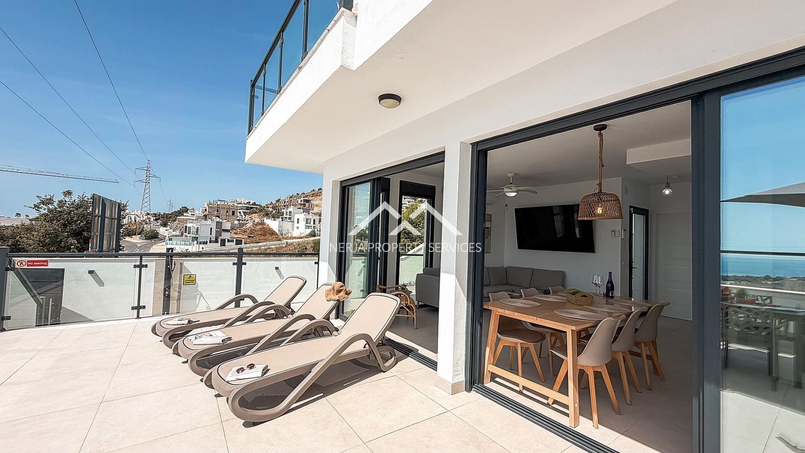 3 bedroom Villa for sale in Nerja with pool garage - € 789,000 (Ref: 9579015)
