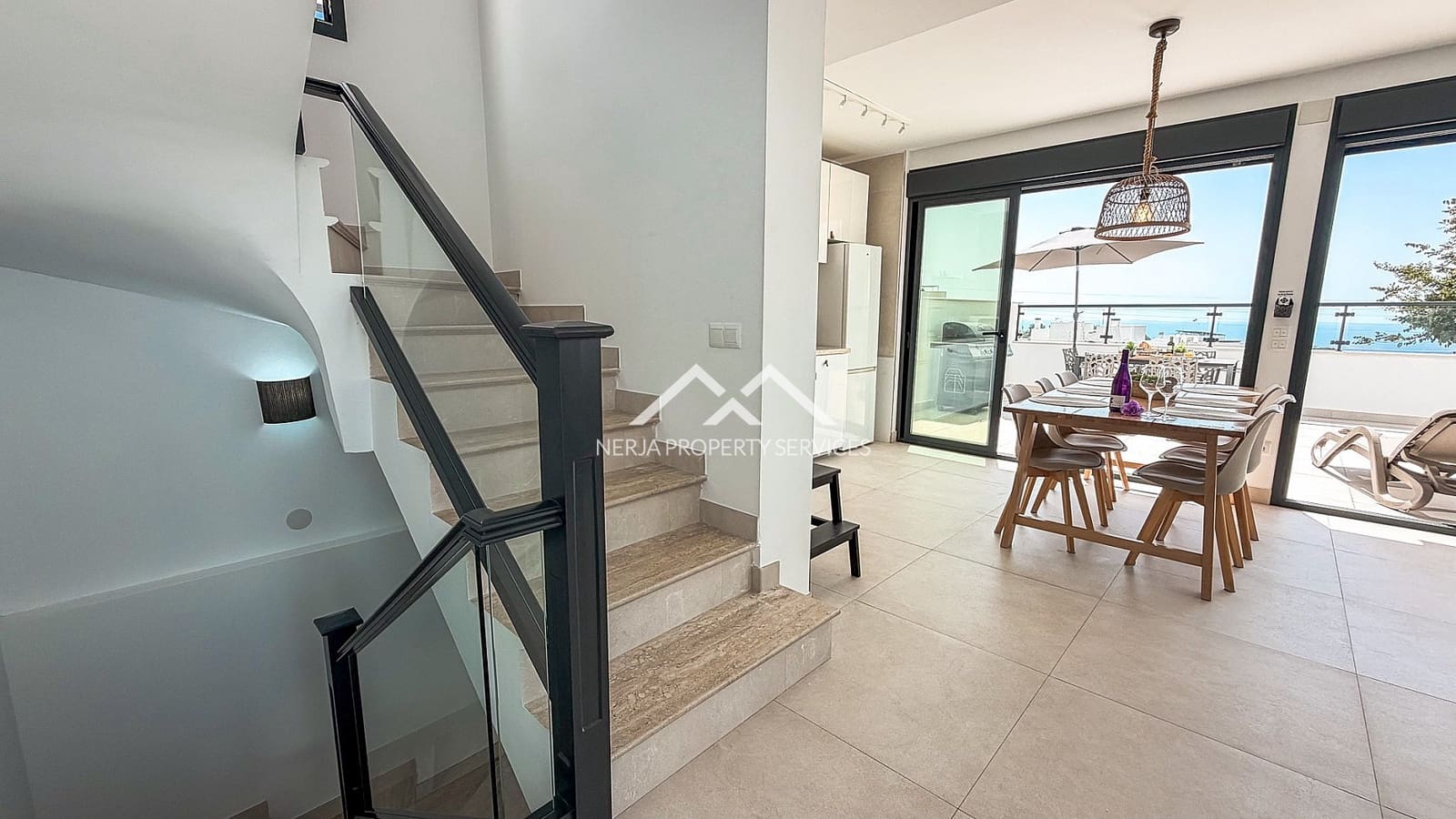 3 bedroom Villa for sale in Nerja with pool garage - € 789,000 (Ref: 9579015)
