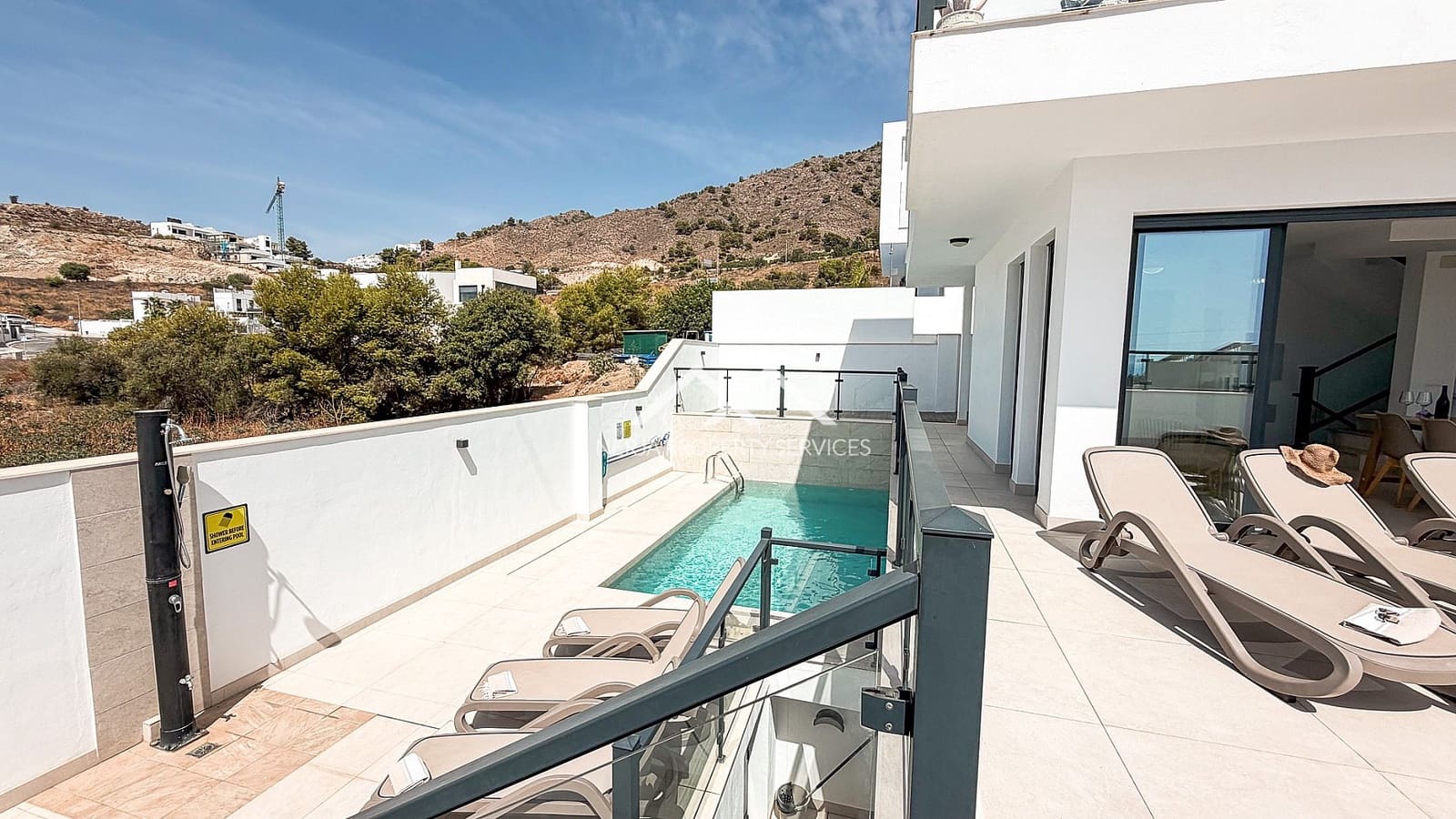 3 bedroom Villa for sale in Nerja with pool garage - € 789,000 (Ref: 9579015)