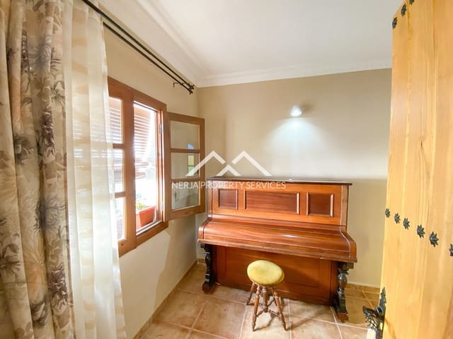 1 soverom Leilighet til leie i Frigiliana med svømmebasseng - € 750 (Ref: 9603318)