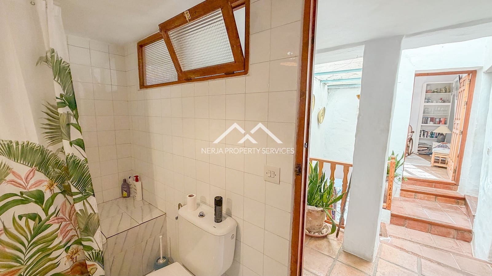 Casa de 2 habitaciones en Frigiliana en venta - 295.000 € (Ref: 9603442)
