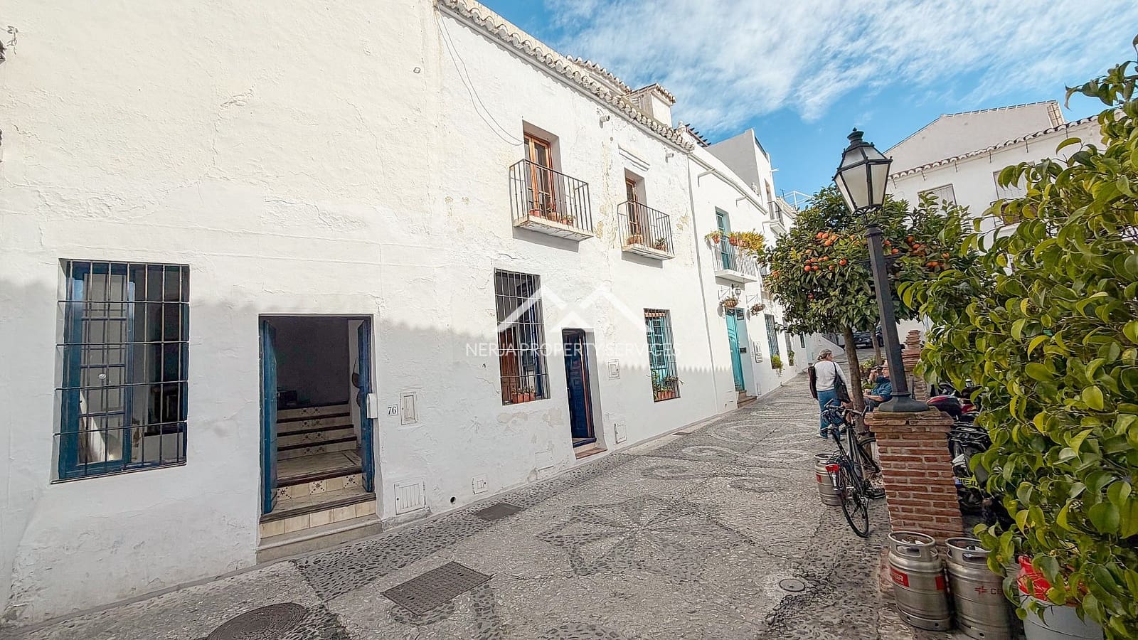 Casa de 2 habitaciones en Frigiliana en venta - 295.000 € (Ref: 9603442)