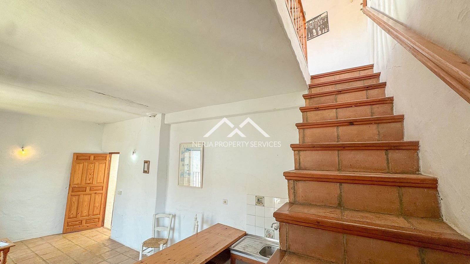 2 bedroom Apartment for sale in Frigiliana - € 275,000 (Ref: 9603442)