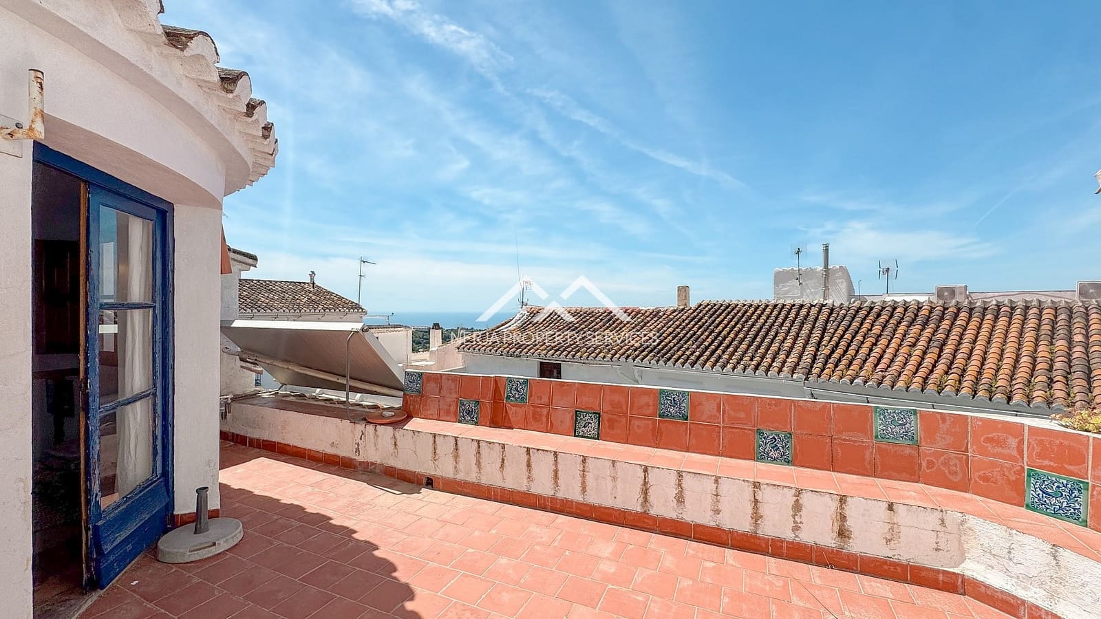 2 bedroom Apartment for sale in Frigiliana - € 275,000 (Ref: 9603442)