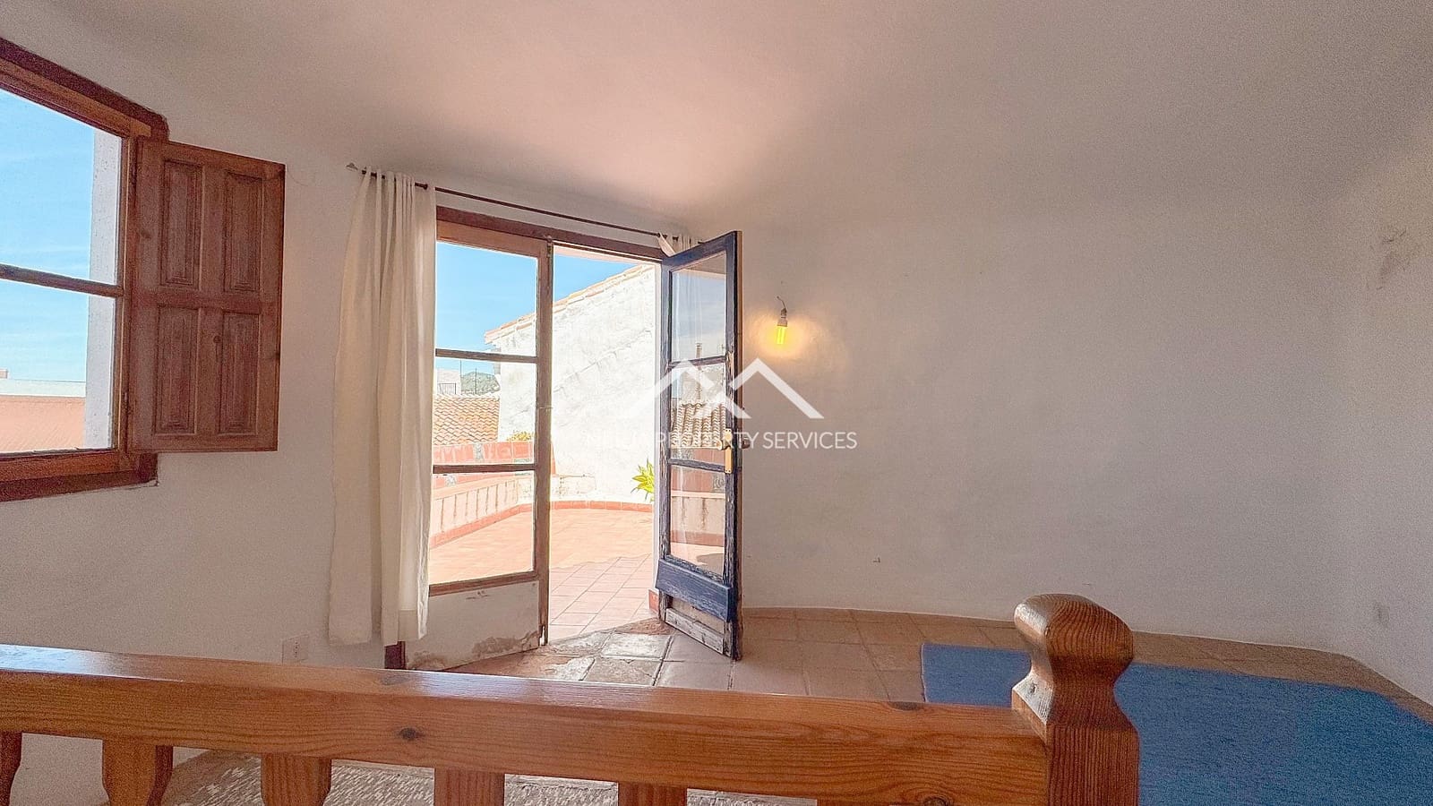 2 bedroom Apartment for sale in Frigiliana - € 275,000 (Ref: 9603442)