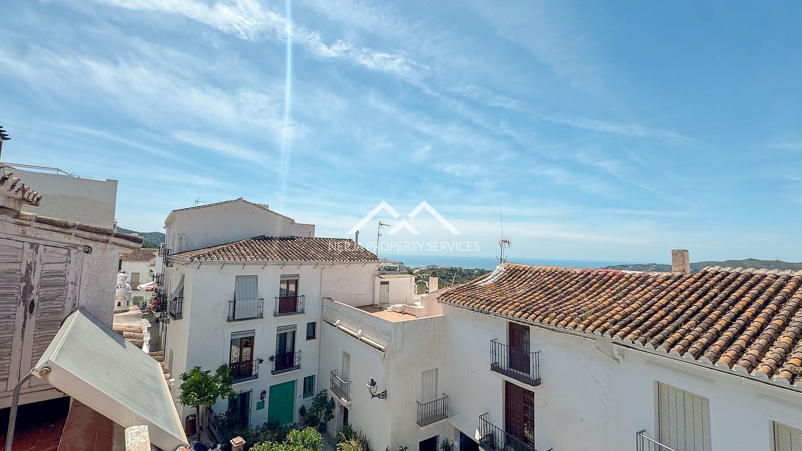 2 bedroom Apartment for sale in Frigiliana - € 275,000 (Ref: 9603442)